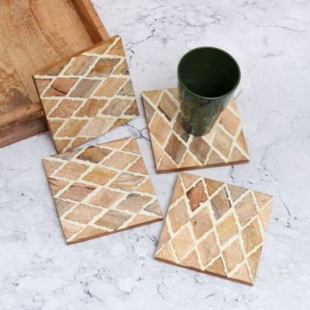 Beautiful Brown & White Pattern Wooden Coasters - Pack of 4